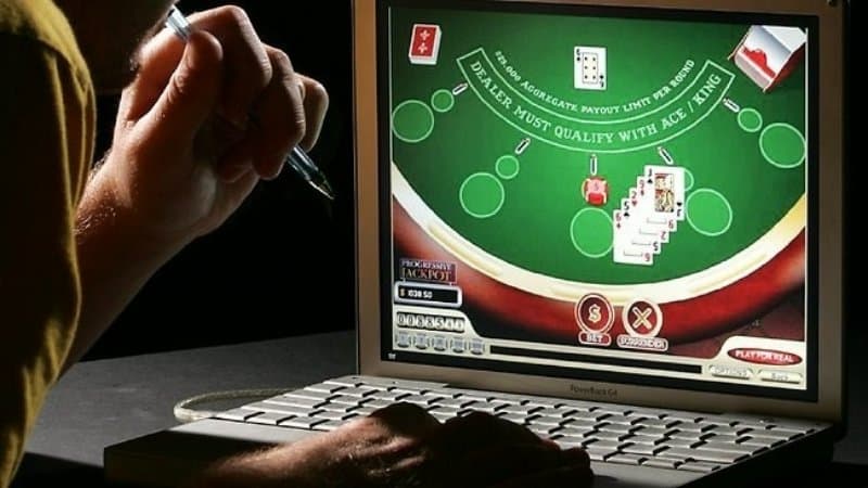 Mức phạt tiền chơi cờ bạc online từ 10 – 50 triệu đồng